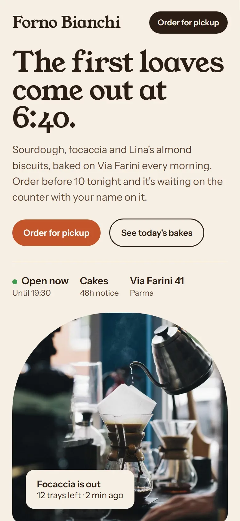 Bakery site on a phone: headline, order-for-pickup button, opening status and a photo.